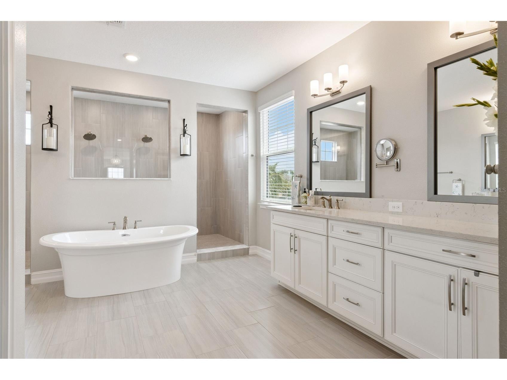 3028 Christophers Watch Lane Ruskin FL 33570 TB8510723 image38