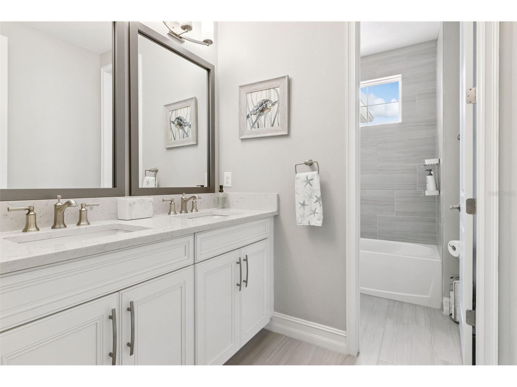 3028 Christophers Watch Lane Ruskin FL 33570 TB8510723 image49