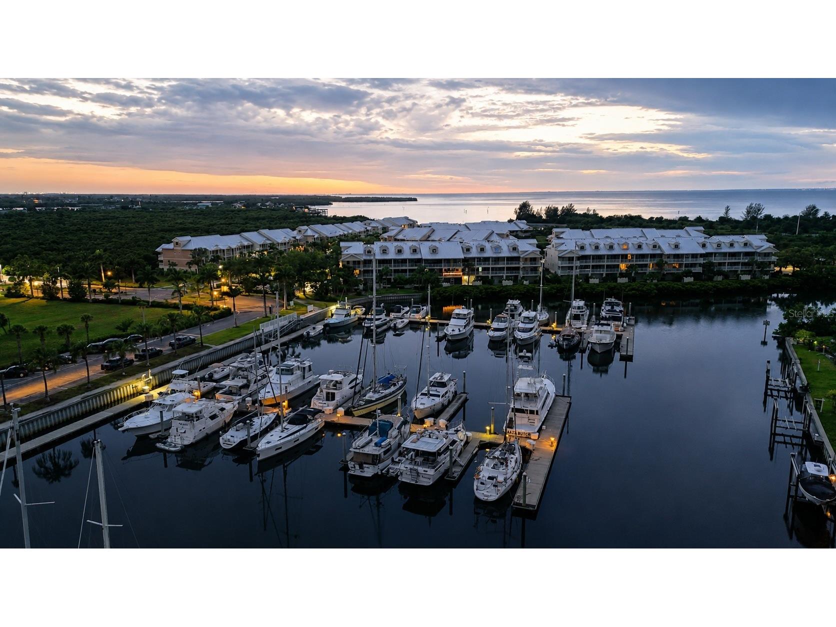 3028 Christophers Watch Lane Ruskin FL 33570 TB8510723 image86