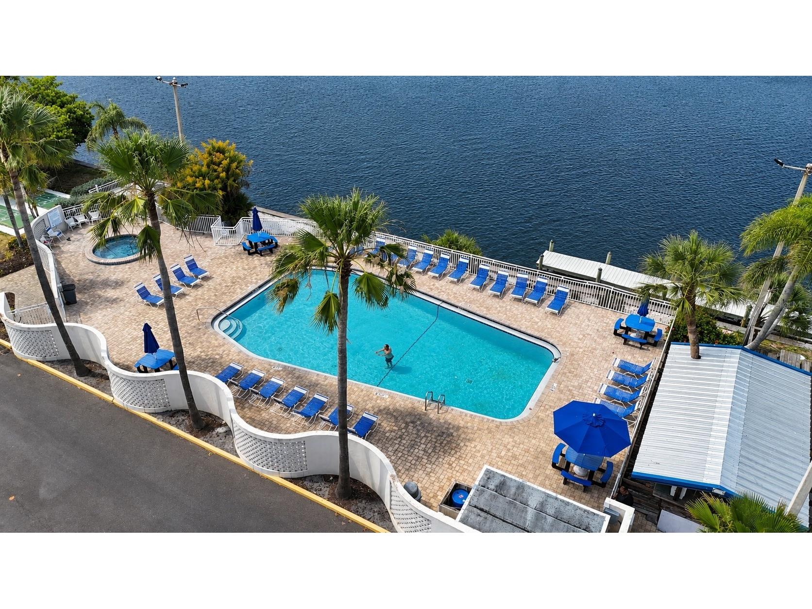 3028 Christophers Watch Lane Ruskin FL 33570 TB8510723 image94