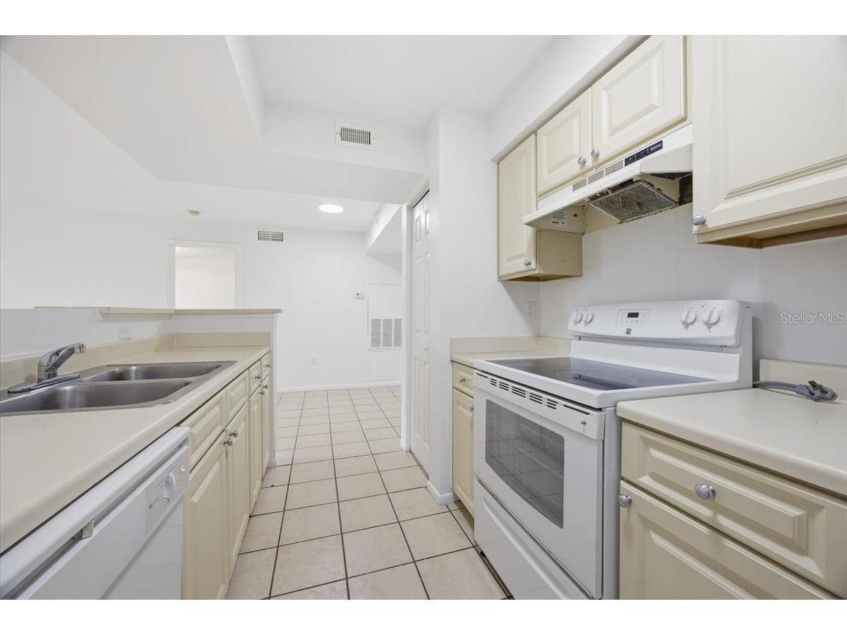 3028 Parkway Boulevard #301 Kissimmee FL 34747 O6413405 image7