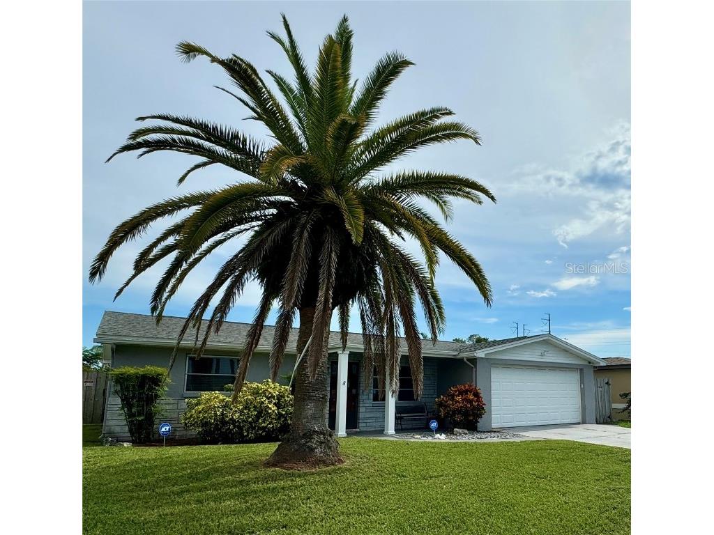 3028 Roxbury Drive Holiday FL 34691 W7867528 image1