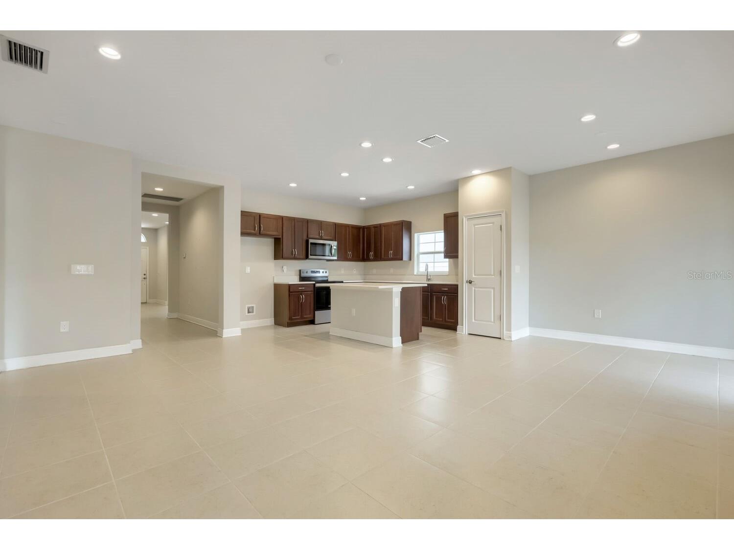 3029 54th Avenue N Saint Petersburg FL 33714 TB8522851 image11