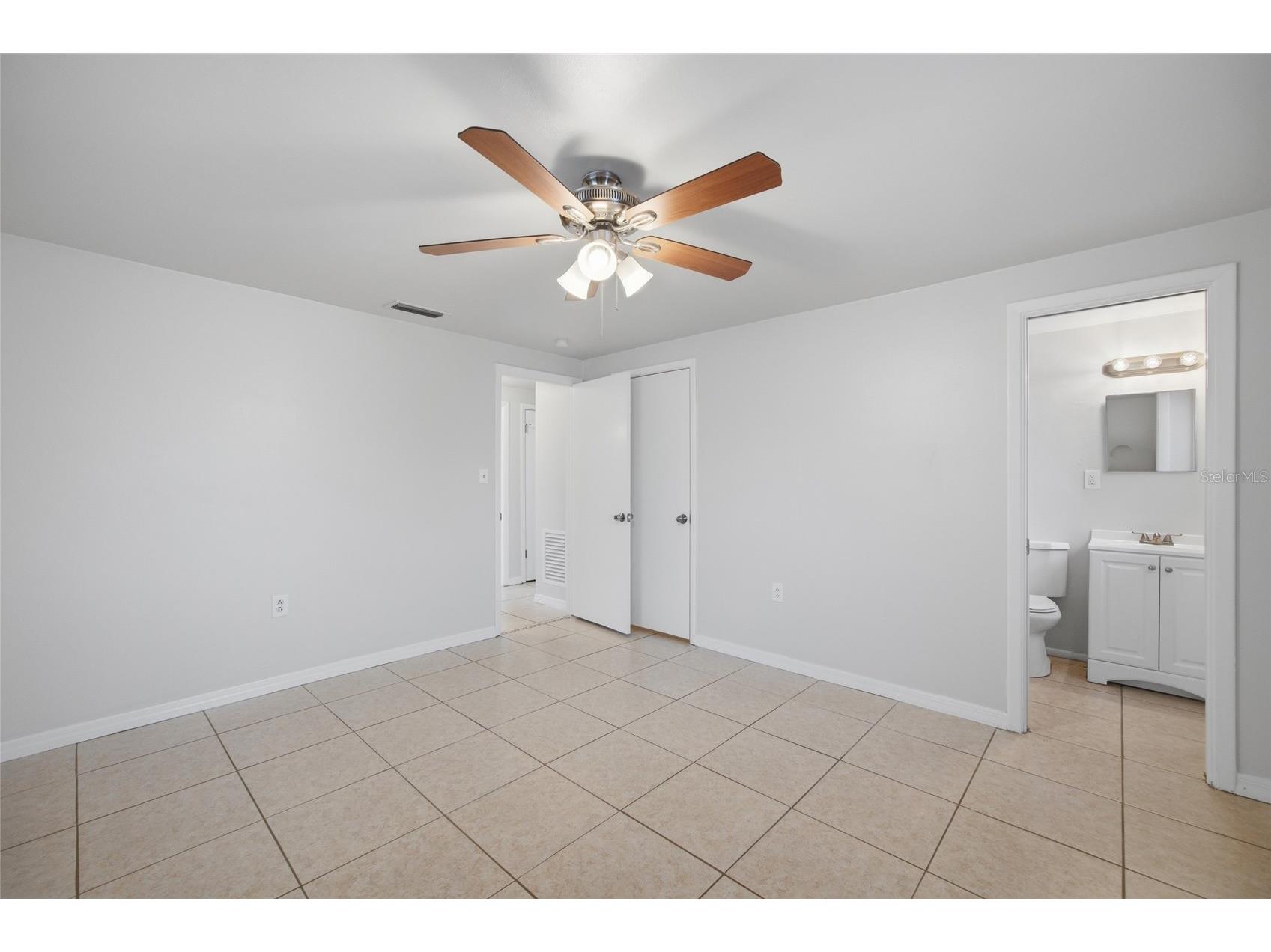3029 Huntington Road Holiday FL 34691 TB8516810 image13