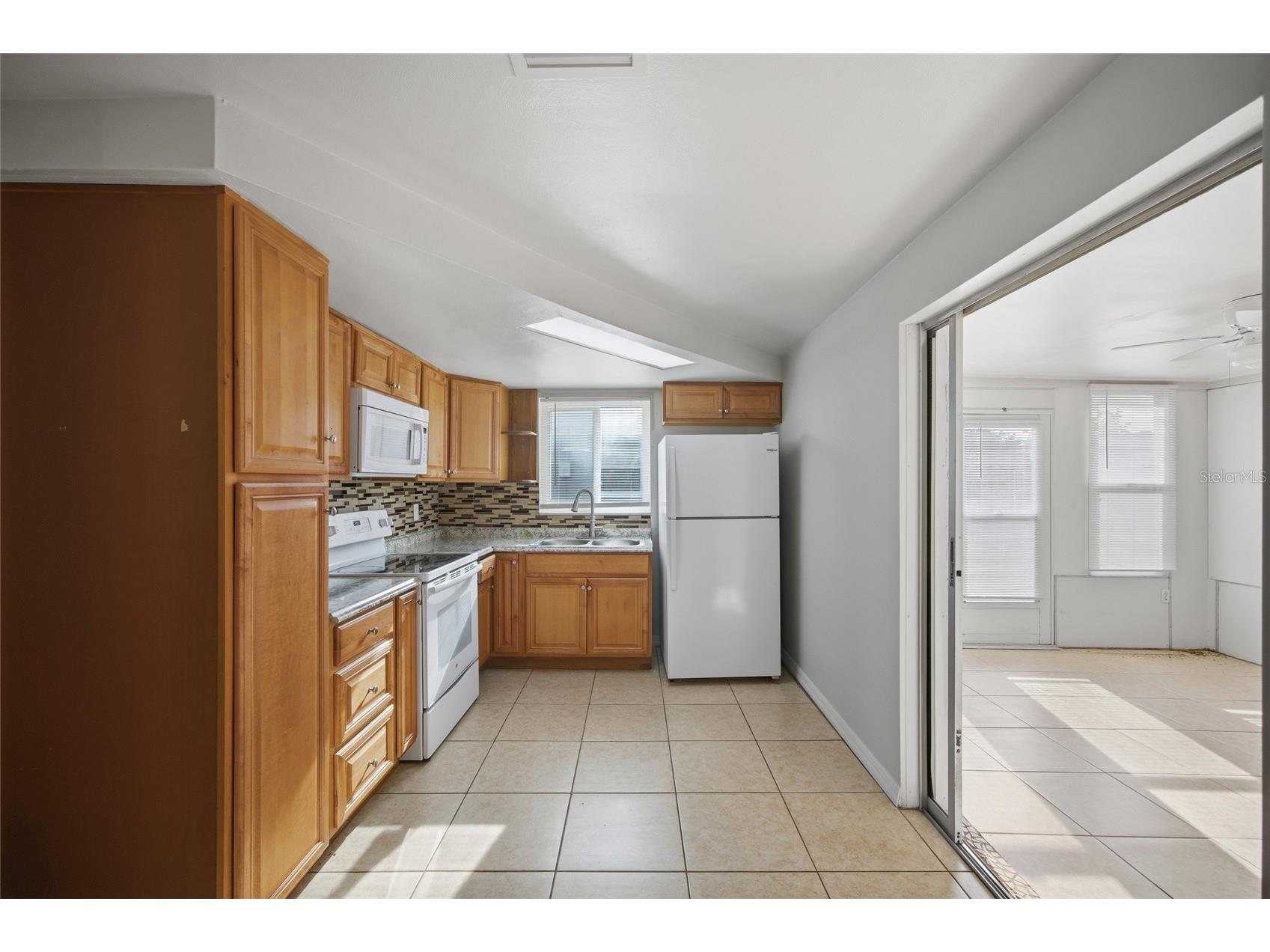 3029 Huntington Road Holiday FL 34691 TB8516810 image6