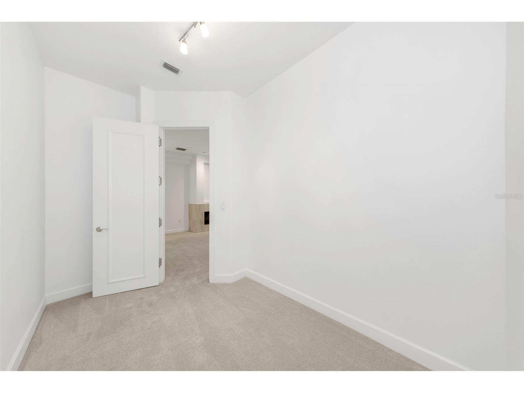 3029 Key Harbor Drive Safety Harbor FL 34695 TB8502057 image16