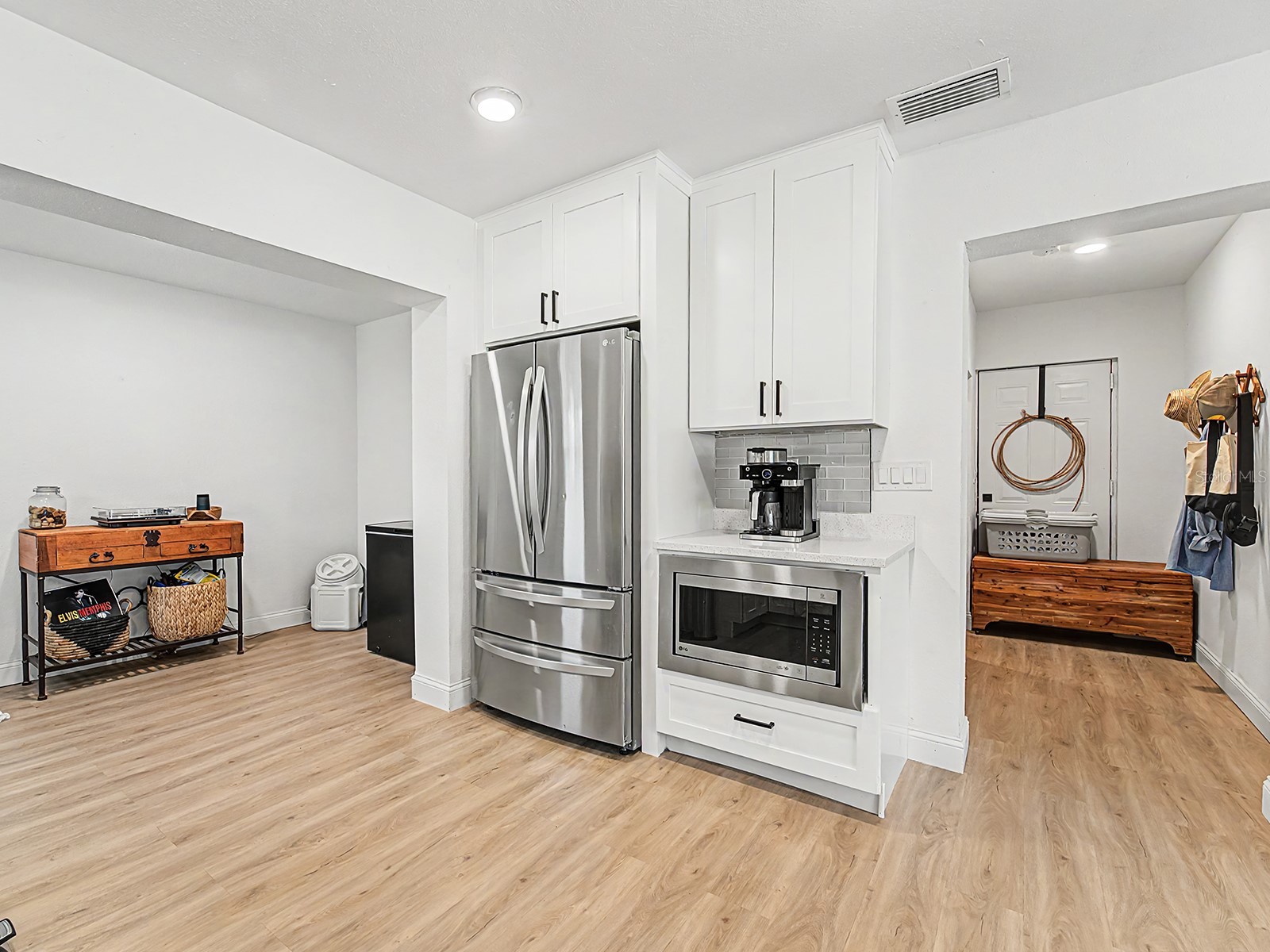 3029 Pine Tree Avenue Largo FL 33771 TB8524565 image17