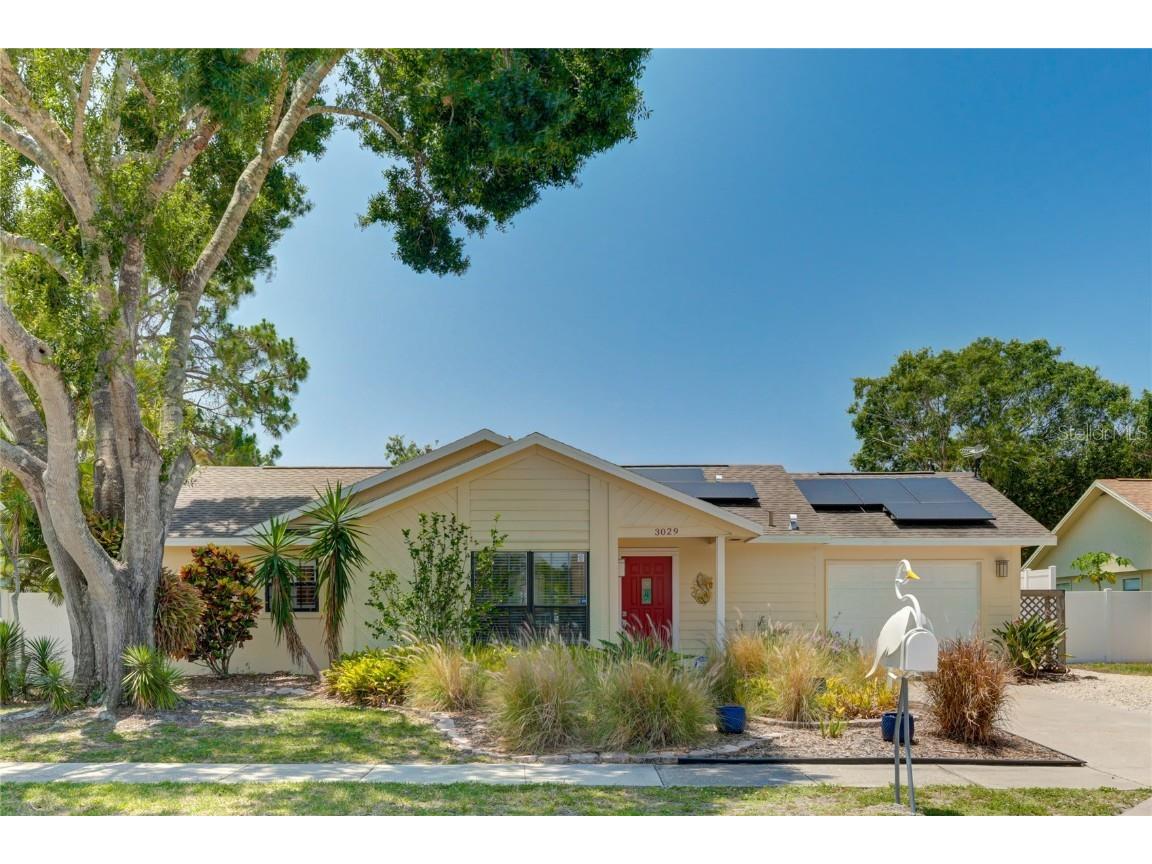 3029 Woodpine Lane Sarasota FL 34231 A4571267 image1
