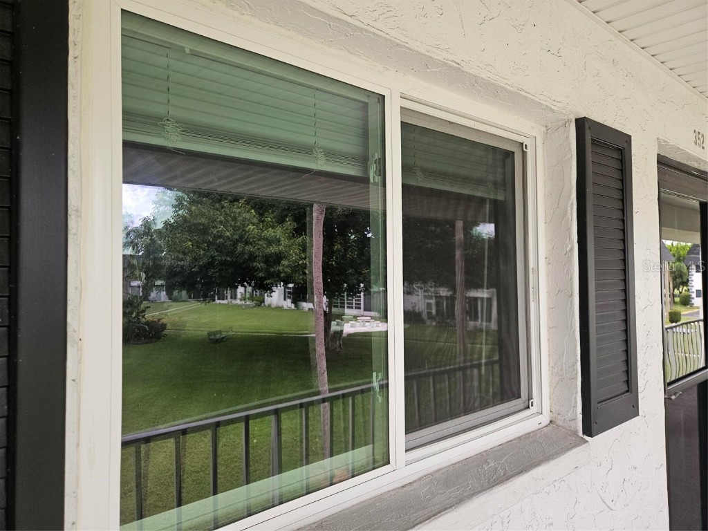 303 47th Avenue Dr W #352 Bradenton FL 34207 A4663770 image2