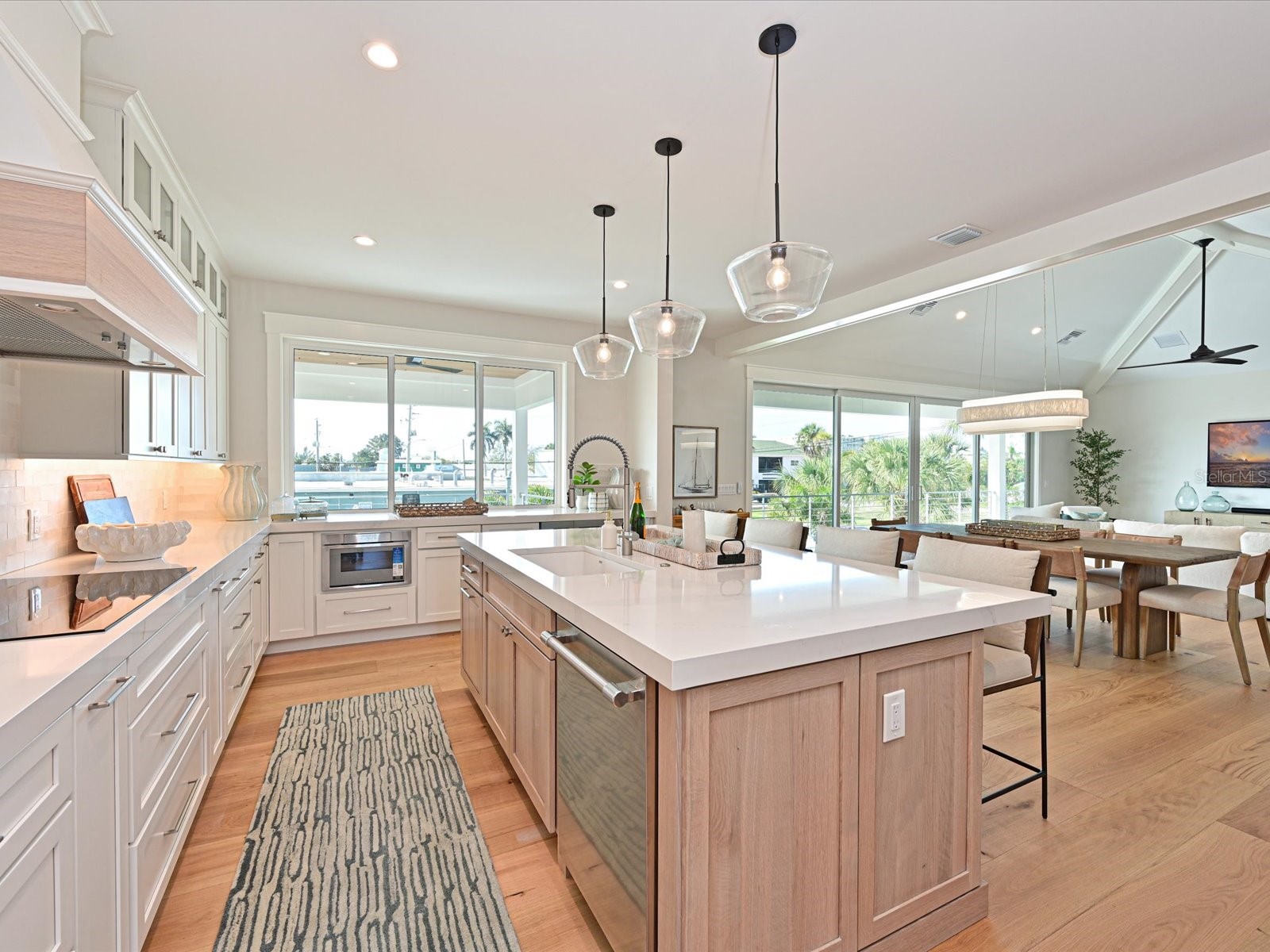 303 55th Street Holmes Beach FL 34217 A4685639 image12