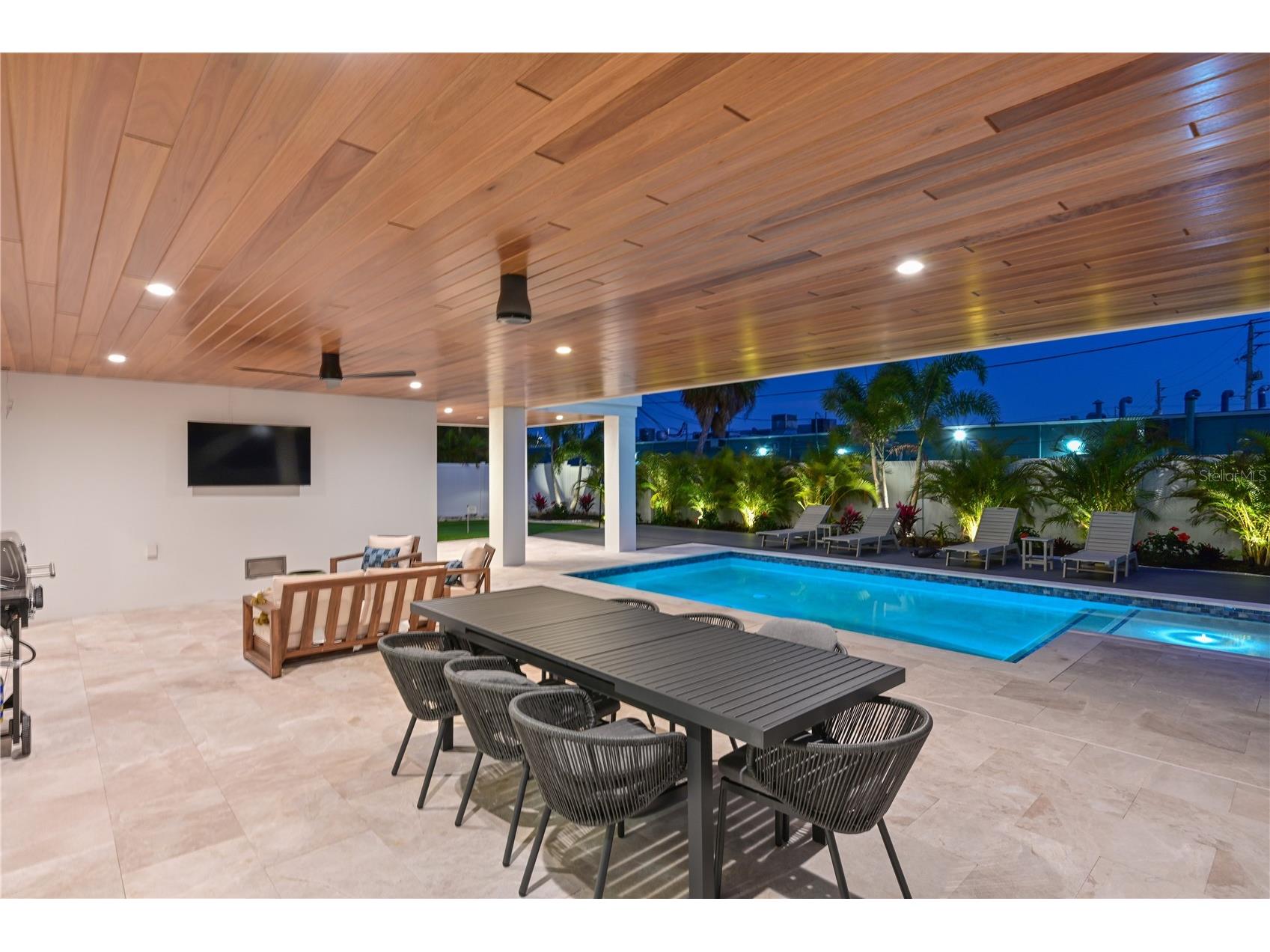 303 55th Street Holmes Beach FL 34217 A4685639 image76