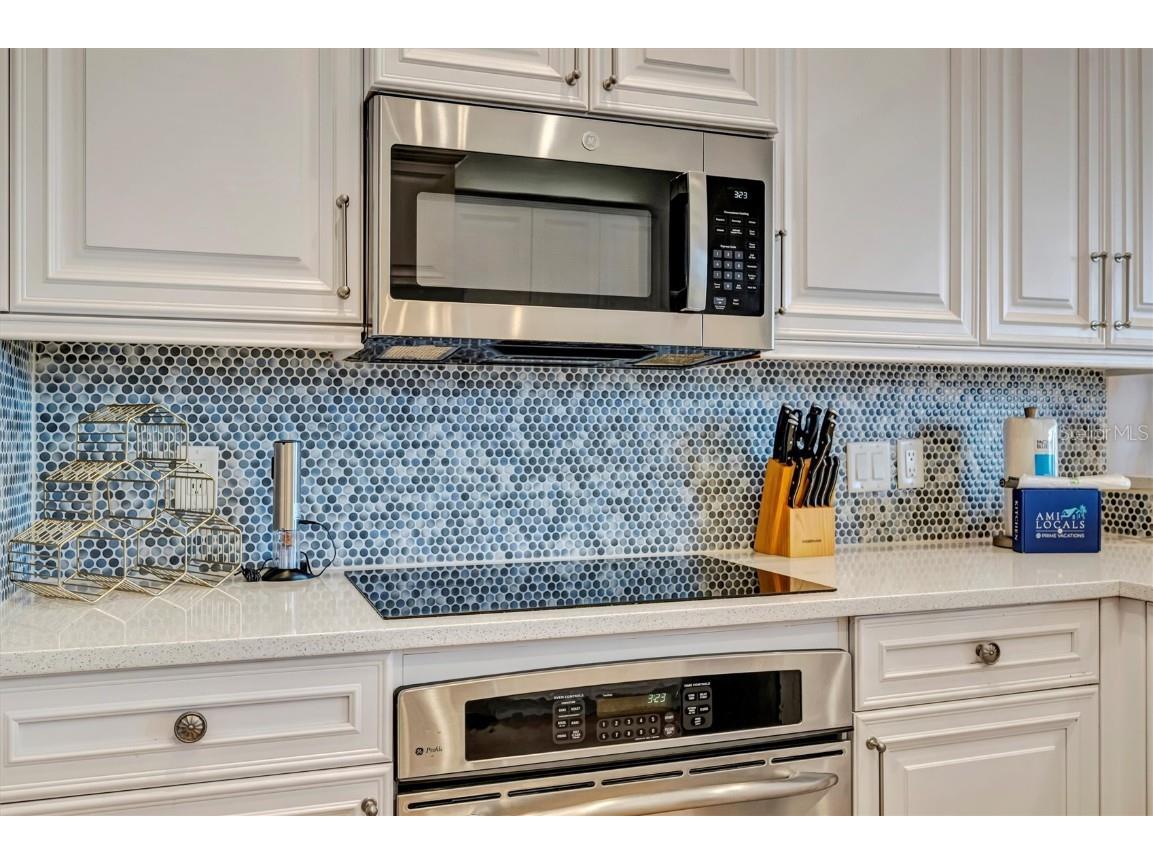 303 58th Street Holmes Beach FL 34217 A4674192 image17