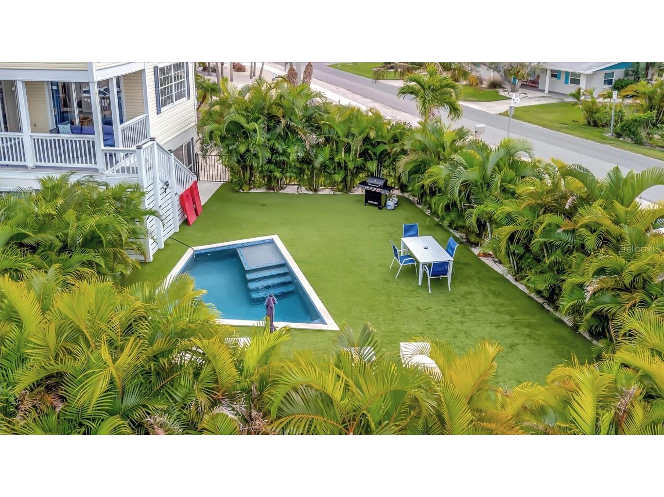 303 58th Street Holmes Beach FL 34217 A4674192 image3