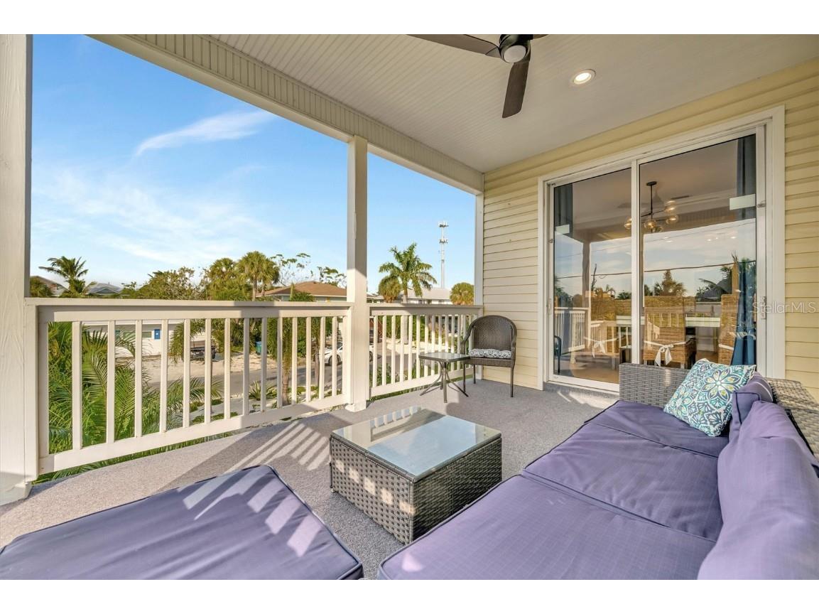 303 58th Street Holmes Beach FL 34217 A4674192 image35