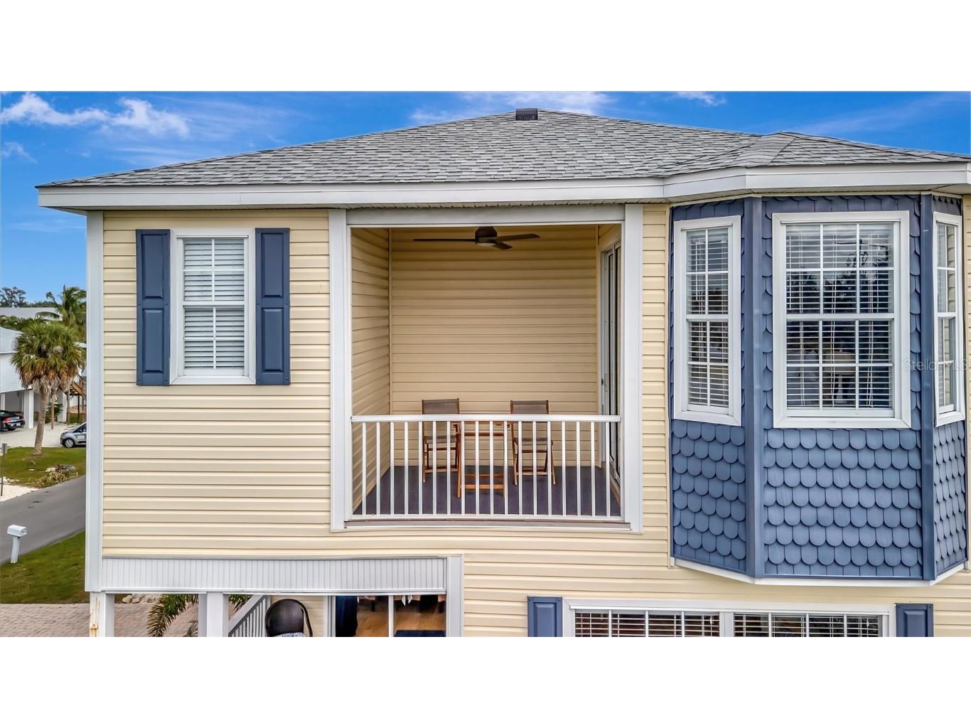 303 58th Street Holmes Beach FL 34217 A4674192 image5