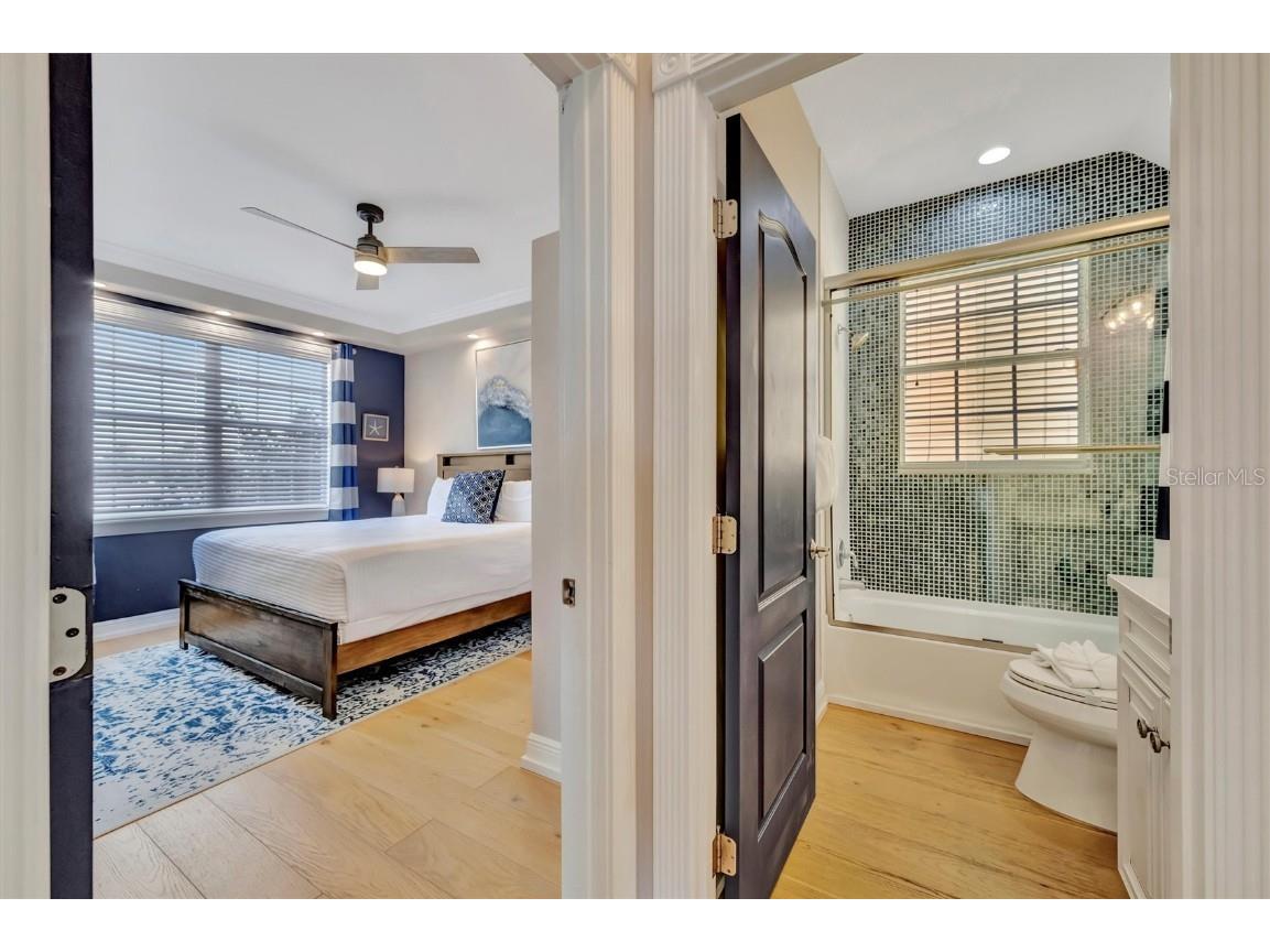 303 58th Street Holmes Beach FL 34217 A4674192 image53