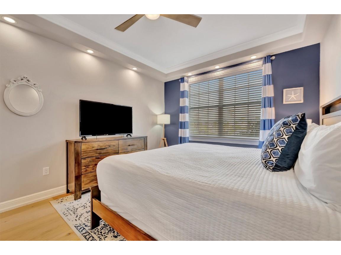 303 58th Street Holmes Beach FL 34217 A4674192 image56