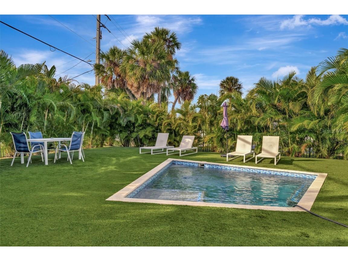 303 58th Street Holmes Beach FL 34217 A4674192 image74