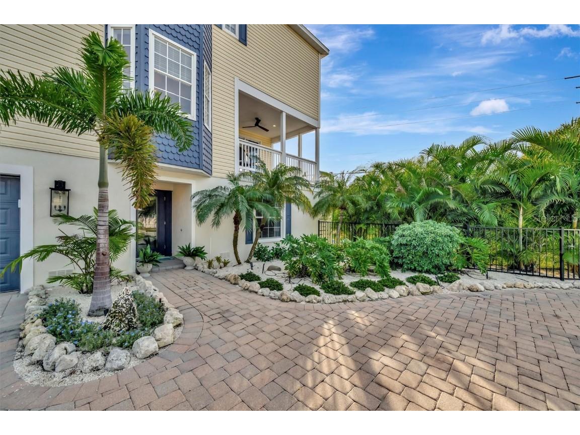 303 58th Street Holmes Beach FL 34217 A4674192 image90