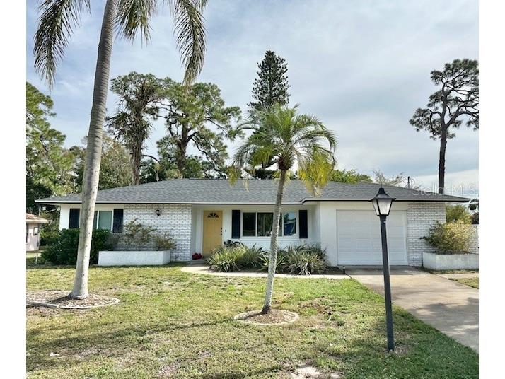 303 67th Street NW Bradenton FL 34209 A4596751 image1