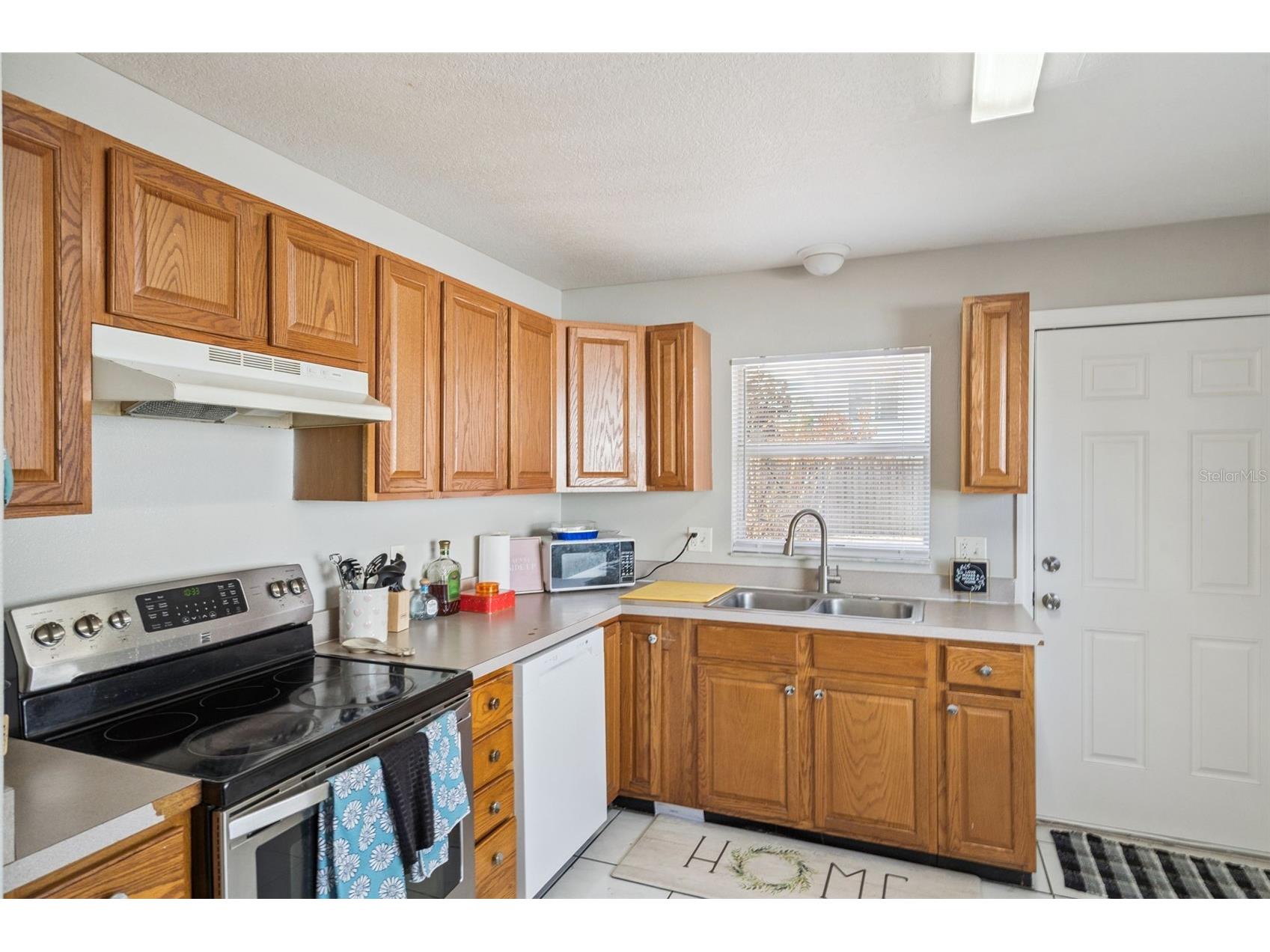 303 Azincourt Lane #A/B Kissimmee FL 34759 P4937878 image1