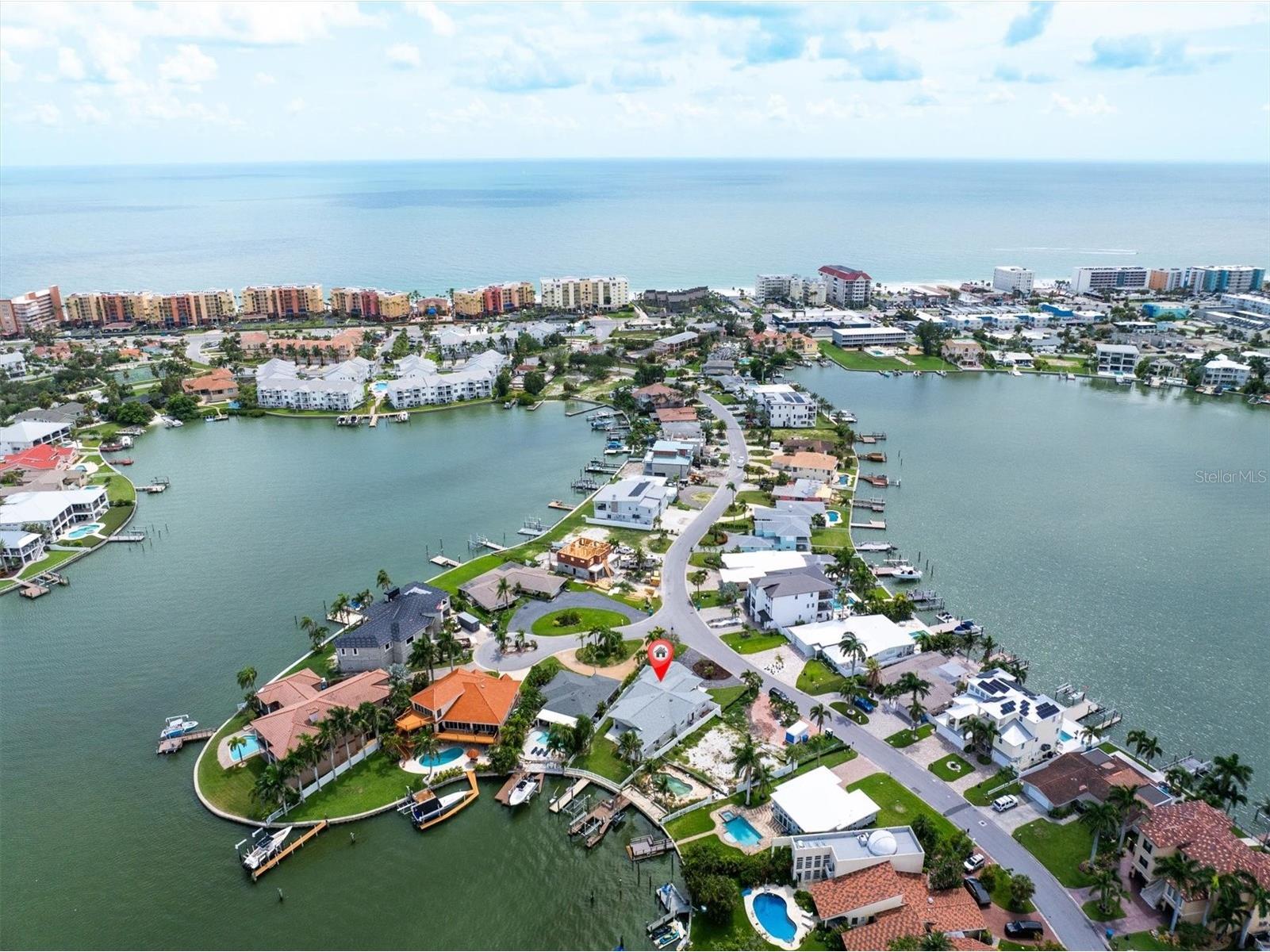 303 Bath Club Boulevard N North Redington Beach FL 33708 - GULF INTRACOASTAL WATERWAY TB8521928 image1