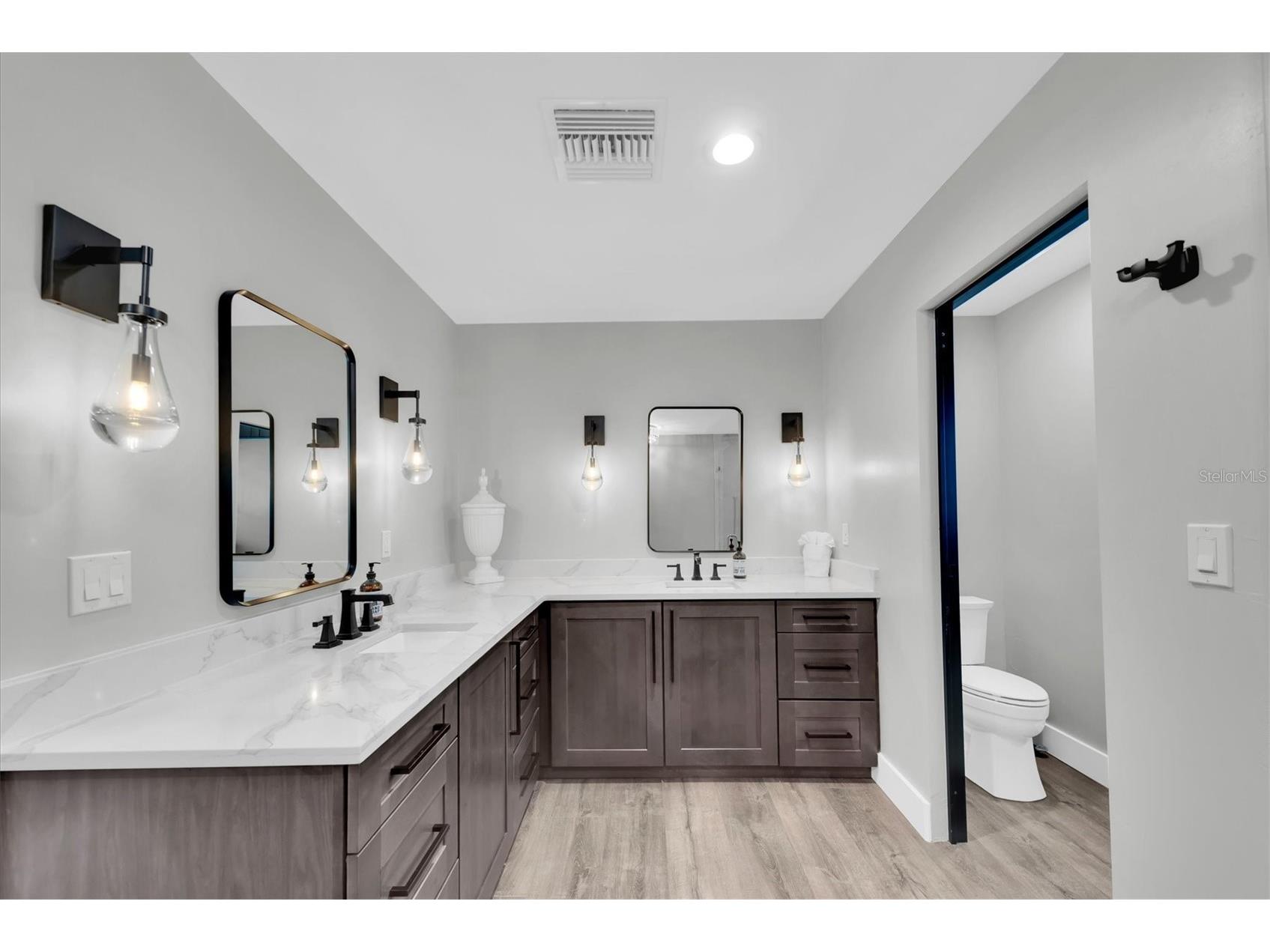 303 Bath Club Boulevard N North Redington Beach FL 33708 - GULF INTRACOASTAL WATERWAY TB8521928 image24
