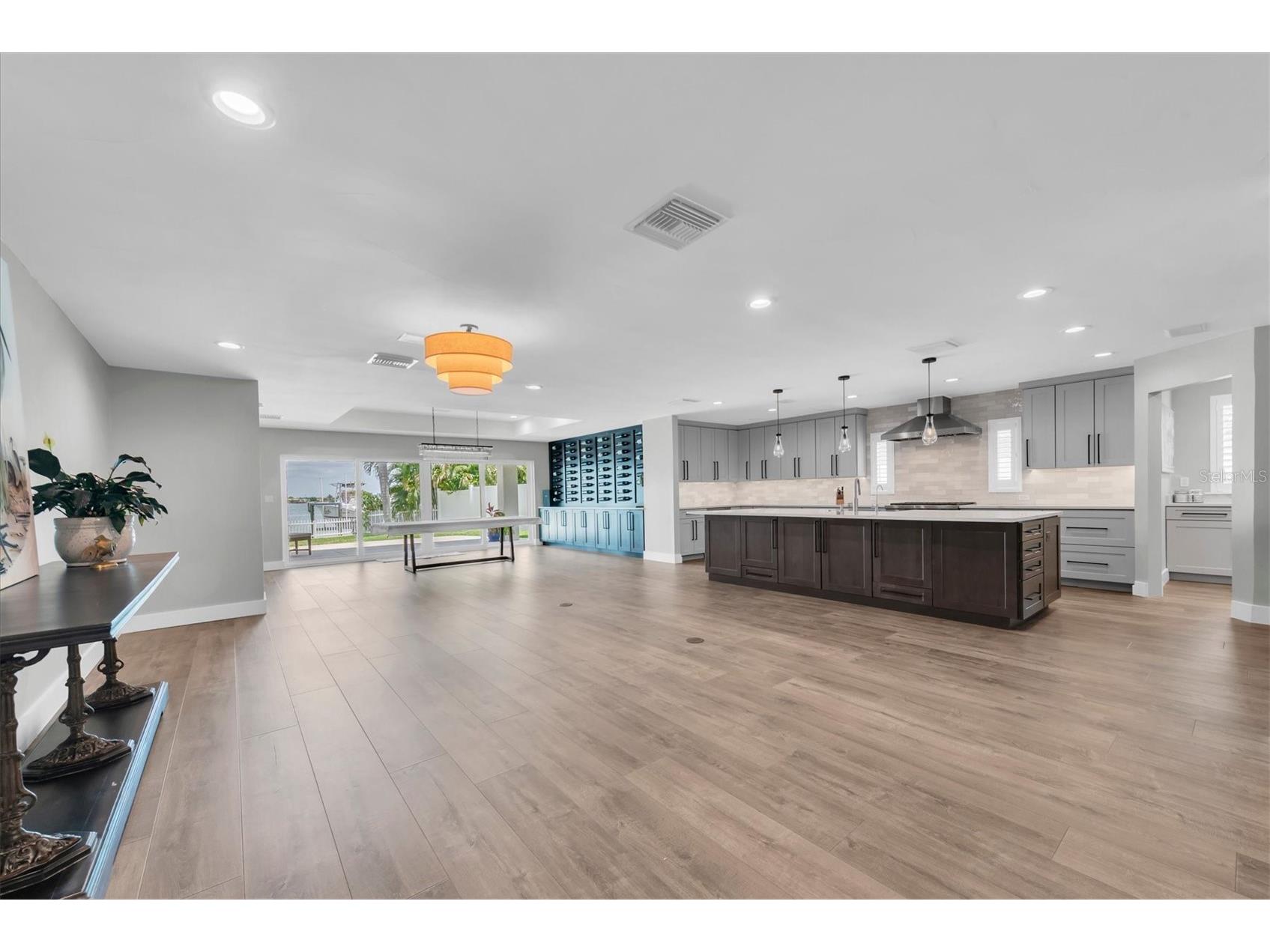 303 Bath Club Boulevard N North Redington Beach FL 33708 - GULF INTRACOASTAL WATERWAY TB8521928 image4