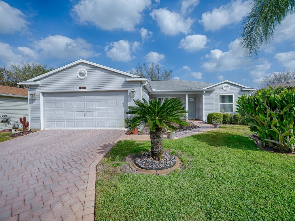 303 Bentwood Drive Leesburg FL 34748 G5065671 image1