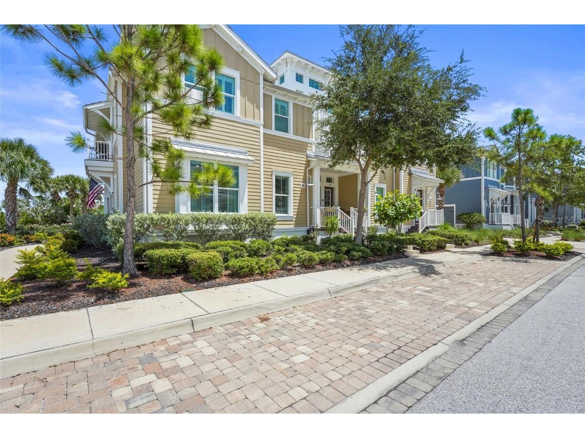 303 Compass Point Drive #101 Bradenton FL 34209 A4661239 image17
