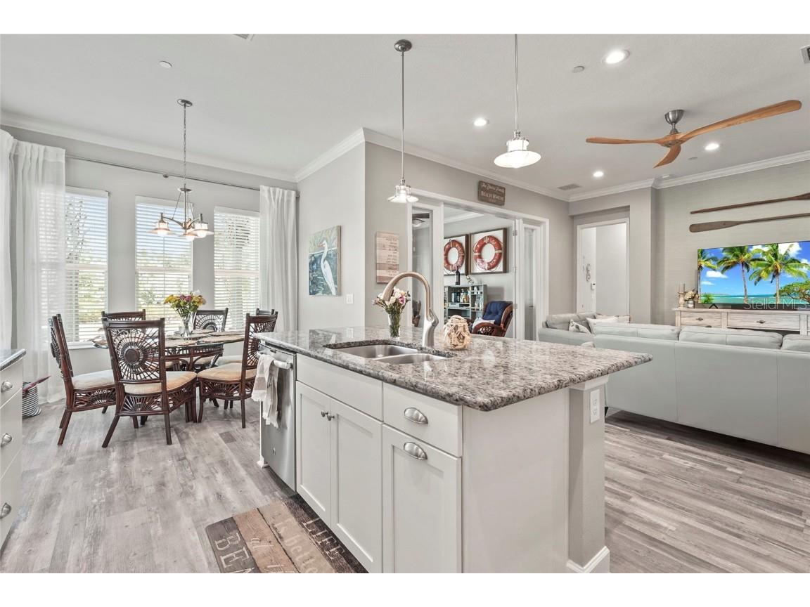 303 Compass Point Drive #101 Bradenton FL 34209 A4661239 image26