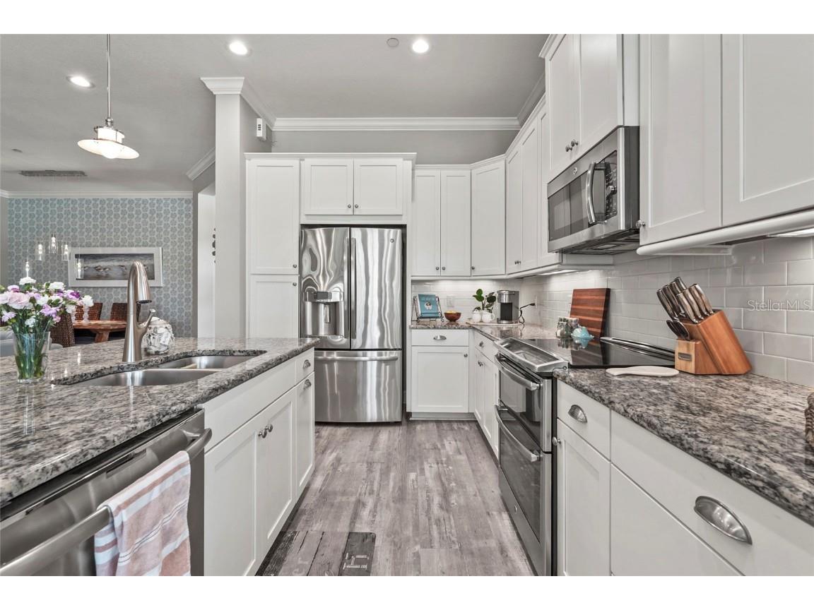 303 Compass Point Drive #101 Bradenton FL 34209 A4661239 image28