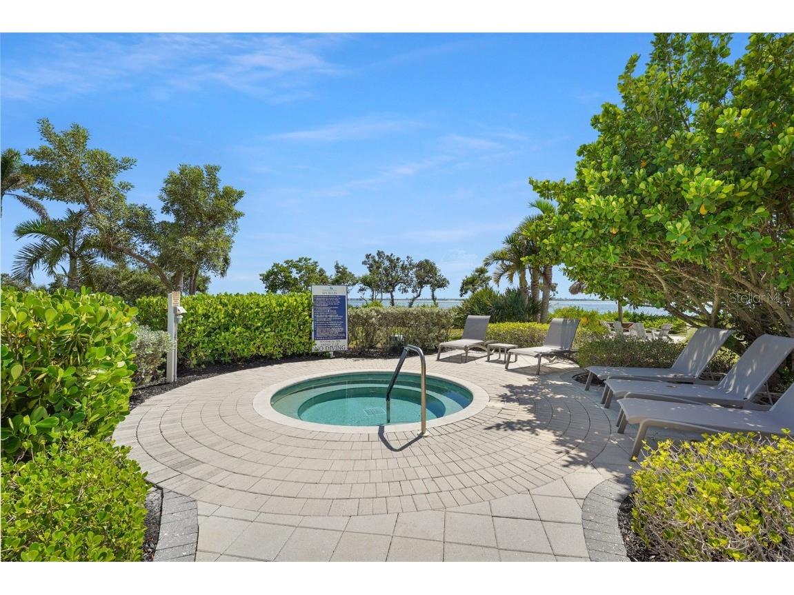 303 Compass Point Drive #101 Bradenton FL 34209 A4661239 image59