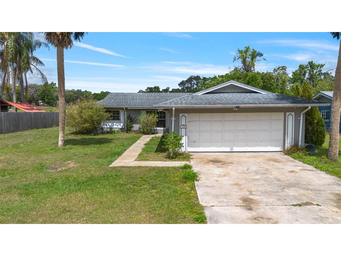 303 E Floral Avenue Eustis FL 32726 - ORCHID LAKE / TROUT LAKE V4941878 image1
