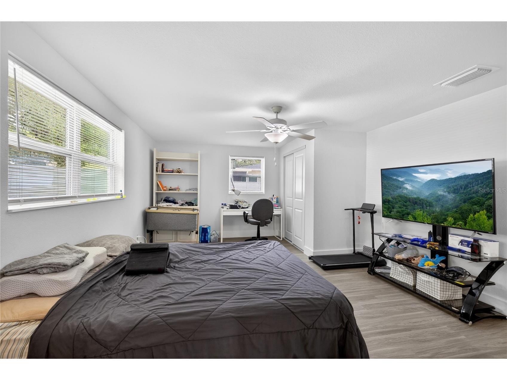 303 E Hollywood St Tampa FL 33604 TB8481378 image10