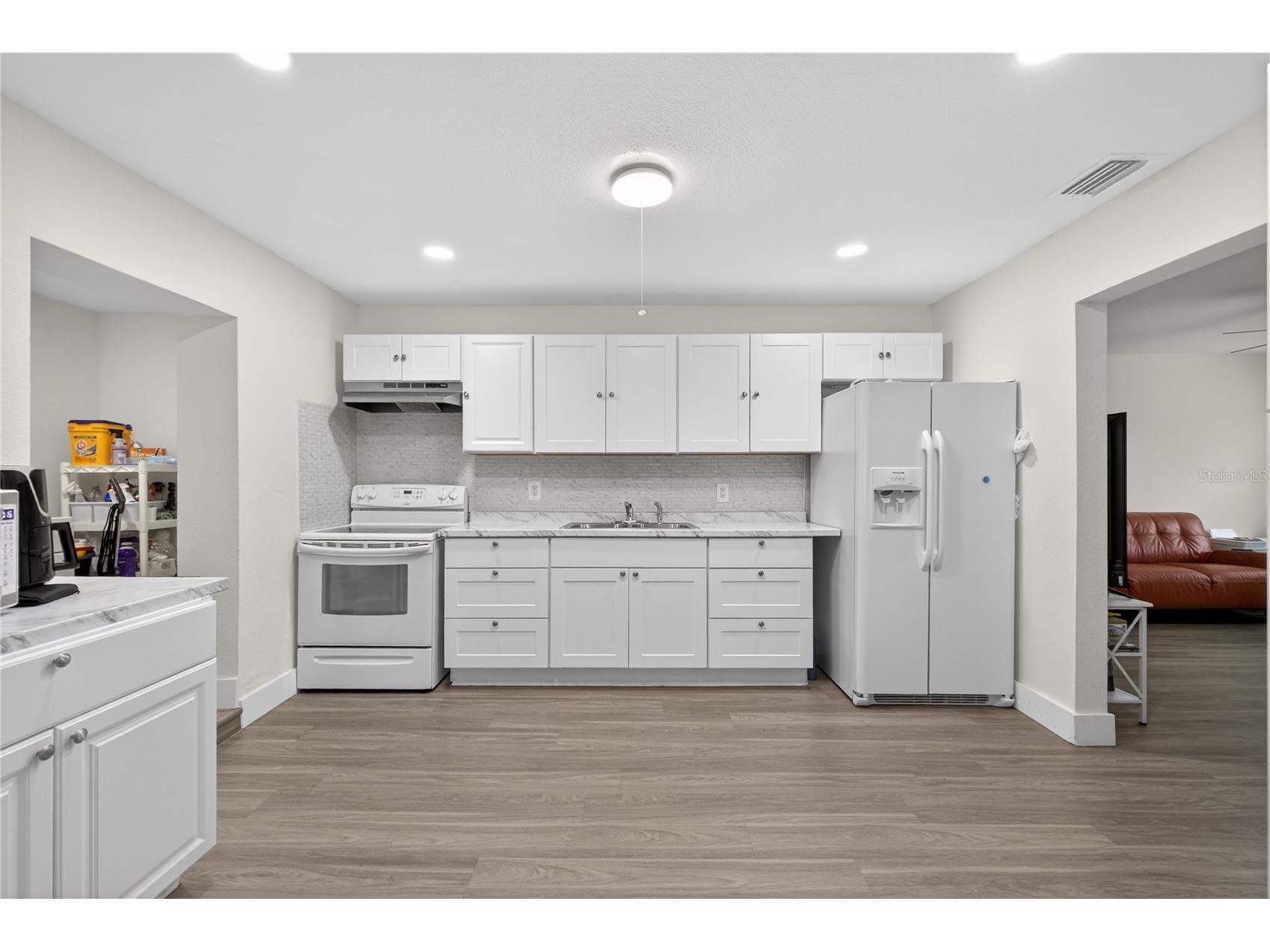 303 E Hollywood St Tampa FL 33604 TB8481378 image22