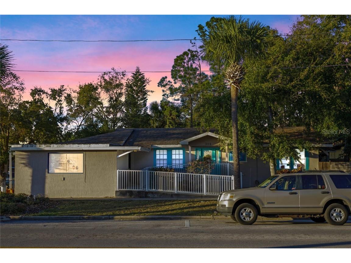 303 E Main Street Tavares FL 32778 G5092916 image1