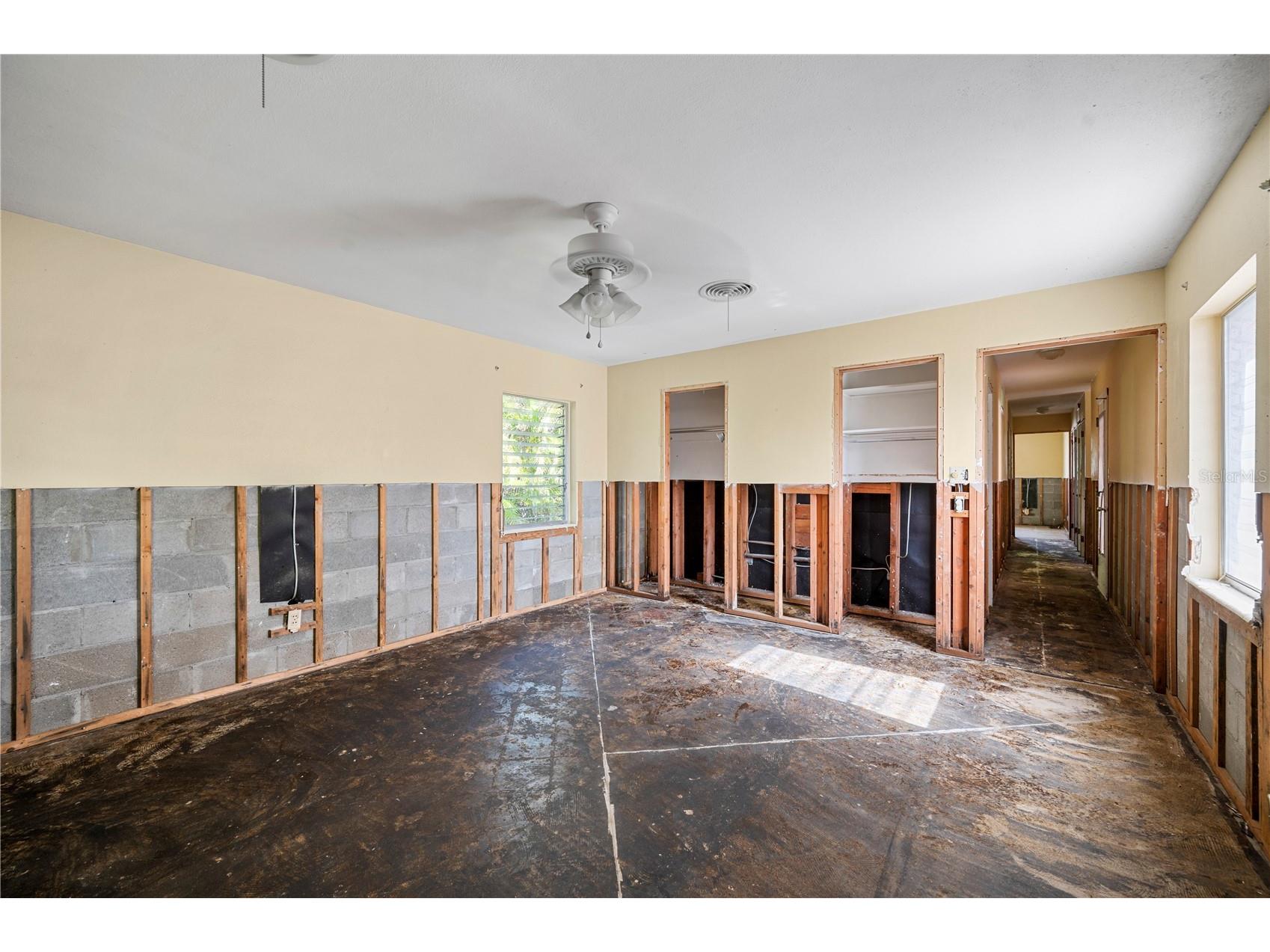 303 Gill Street Punta Gorda FL 33950 C7515062 image18