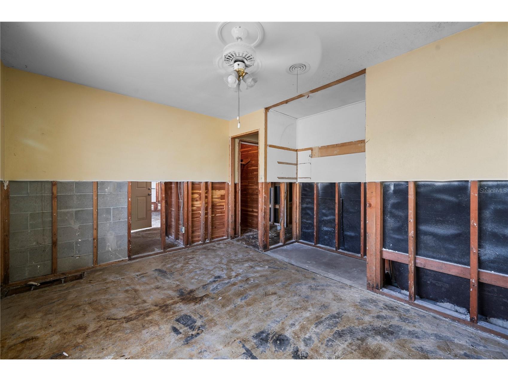 303 Gill Street Punta Gorda FL 33950 C7515062 image19