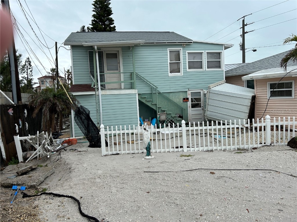 303 Gulf Drive N #A Bradenton Beach FL 34217 A4640136 image1