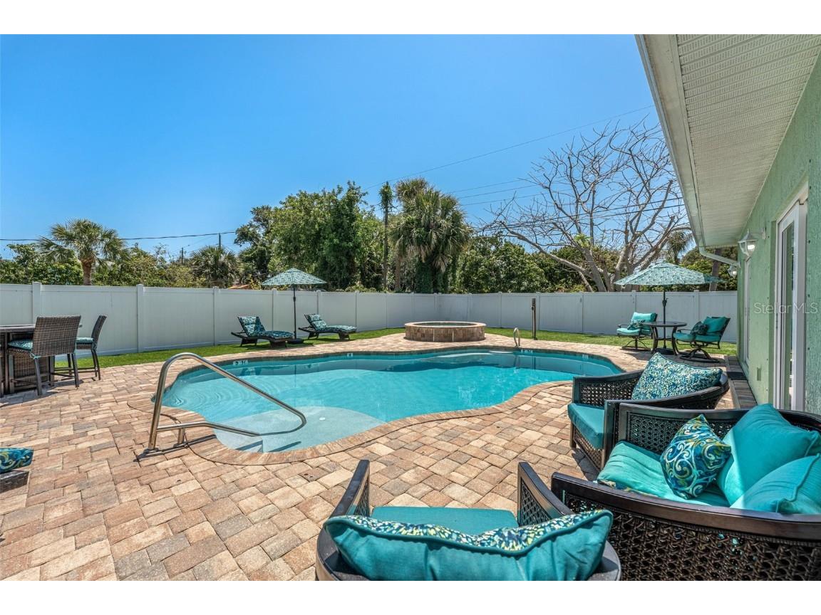 303 Harrison Avenue Cape Canaveral FL 32920 A4669665 image10