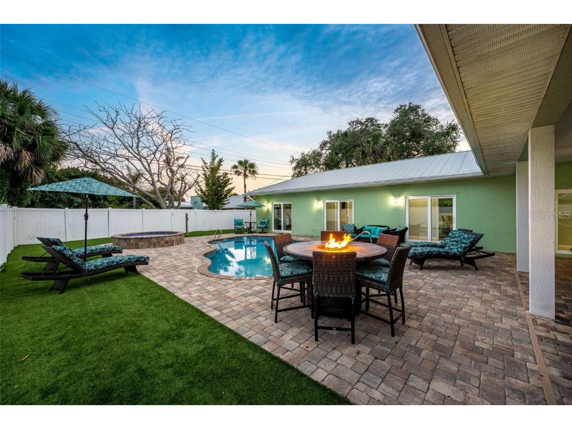 303 Harrison Avenue Cape Canaveral FL 32920 A4669665 image29