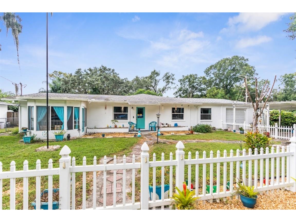 303 Hoffman Boulevard Tampa FL 33612 TB8306725 image1