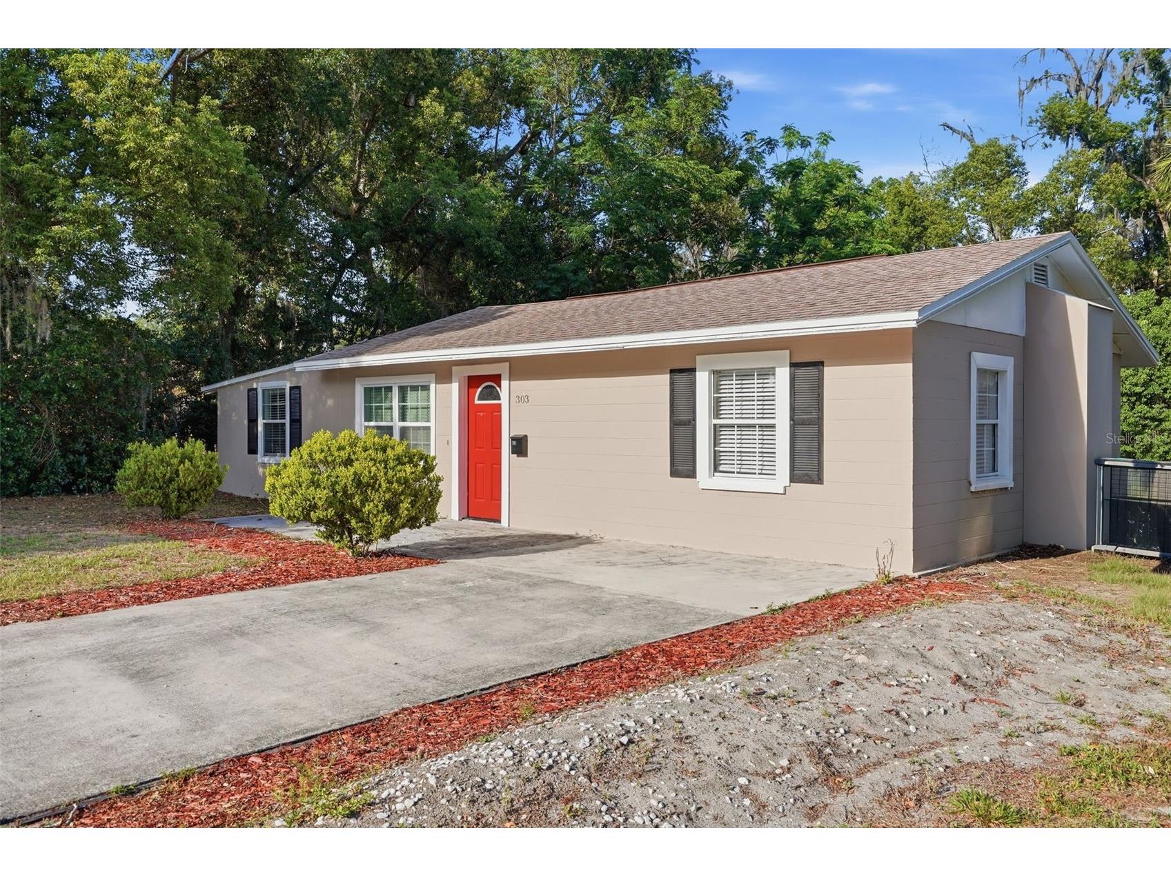 303 Josephine Avenue Fruitland Park FL 34731 O6403949 image2
