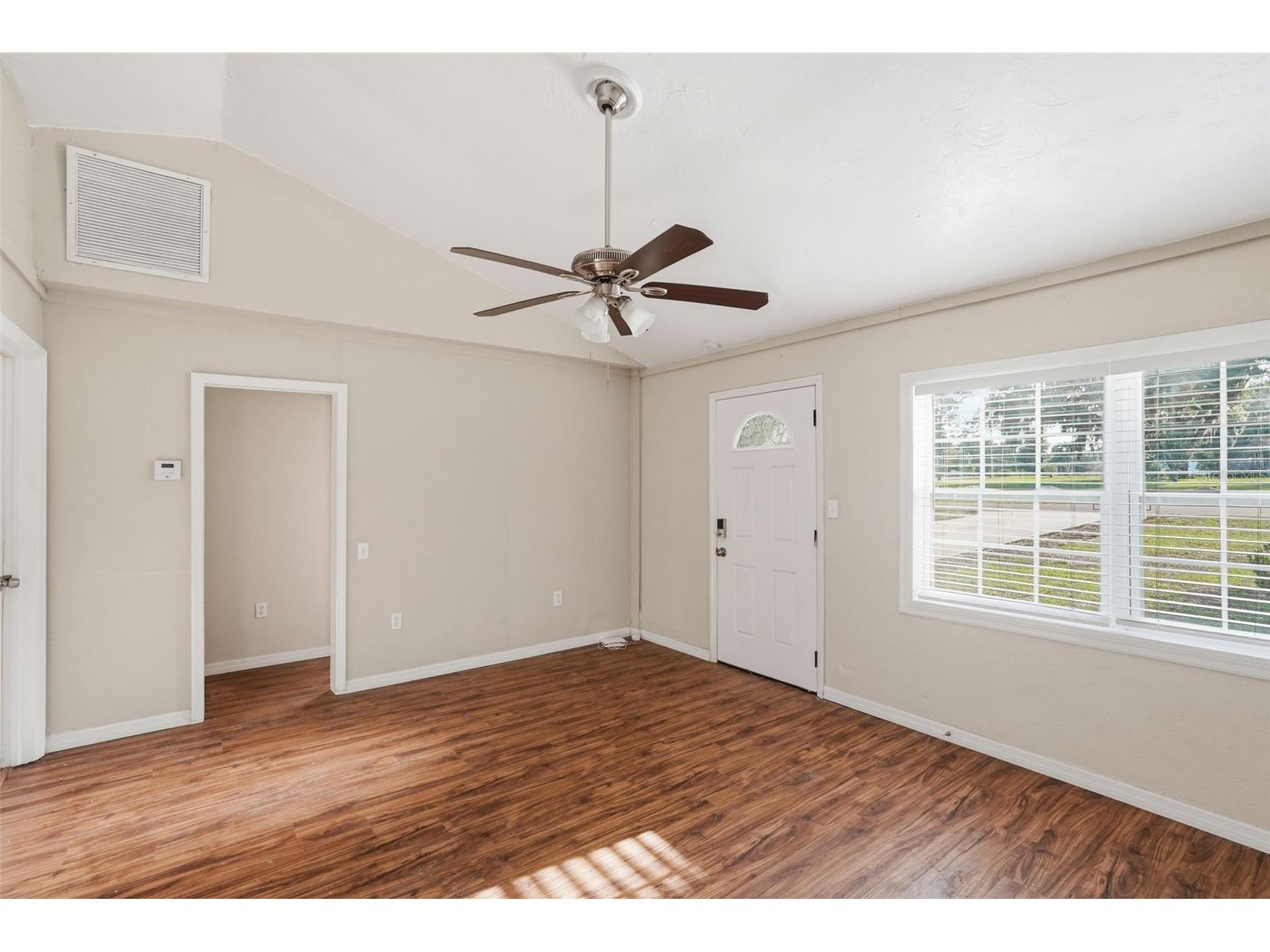 303 Josephine Avenue Fruitland Park FL 34731 O6403949 image3