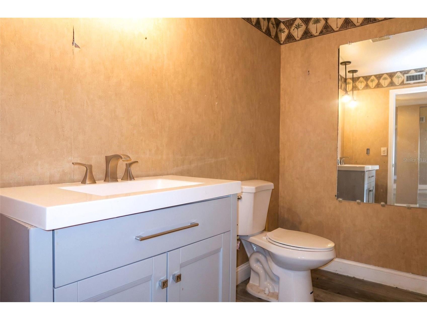 303 Lagoon Drive Palm Harbor FL 34683 TB8475281 image17
