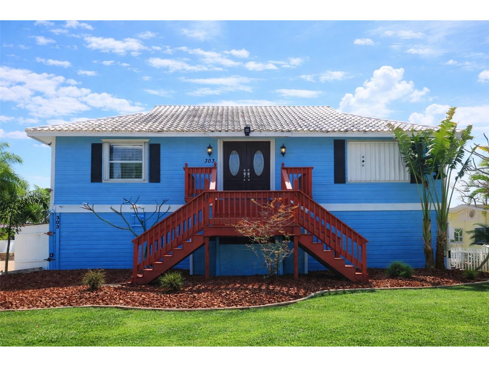 303 Lagoon Drive Palm Harbor FL 34683 TB8475281 image2