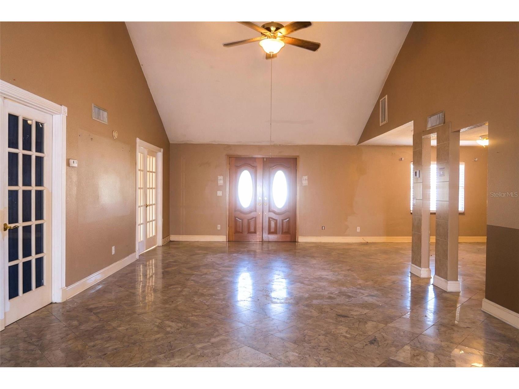 303 Lagoon Drive Palm Harbor FL 34683 TB8475281 image6