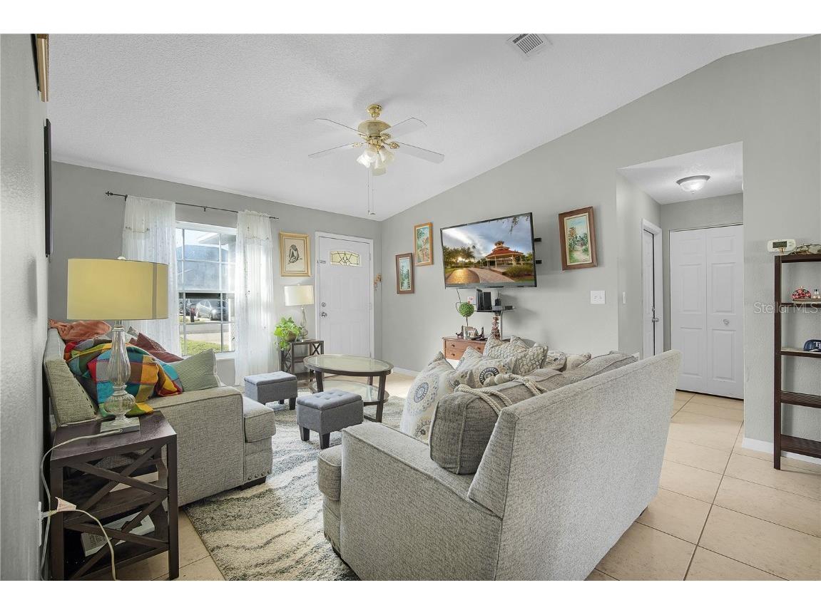 303 Mariana Way Kissimmee FL 34758 S5137791 image10