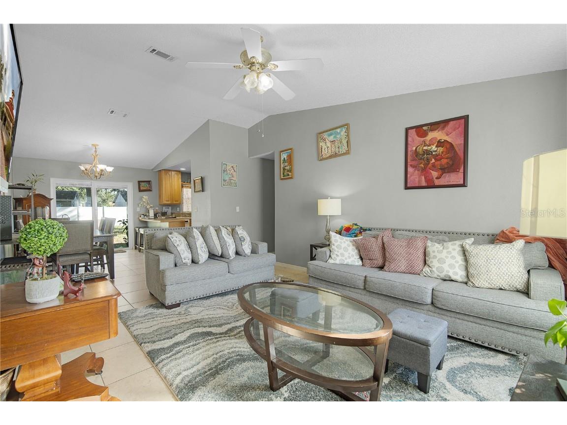 303 Mariana Way Kissimmee FL 34758 S5137791 image9